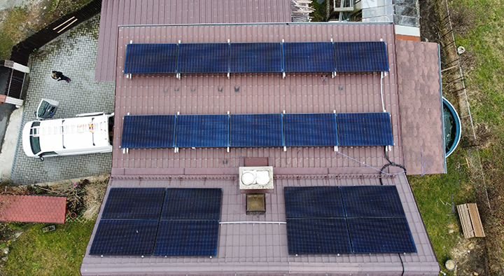 Fotovoltaická elektrárna 10kWp s nabíječkami Teltocharge